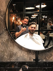 Kadir Alkan Hair Artist Erkek Kuaförü Antalya Yerel İşletme fotoğrafı 4